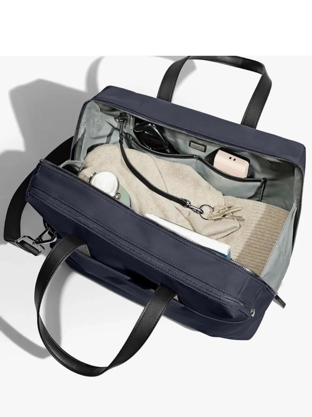 Away The Everywhere Bag in Navy Blue Travel Bag